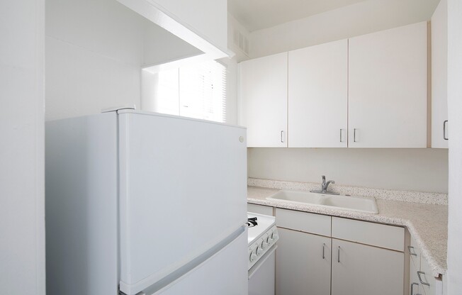 1 bed, 1 bath, $1,895, Unit 05
