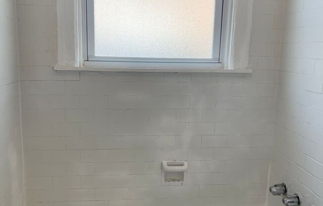1 bed, 1 bath, 500 sqft, $1,125, Unit 408