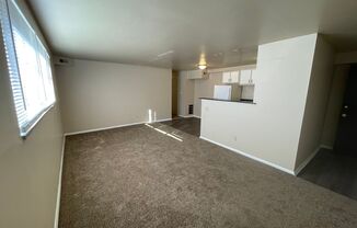 2 beds, 1 bath, 1,000 sqft, $945, Unit 22