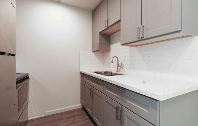 1 bed, 1 bath, $2,700