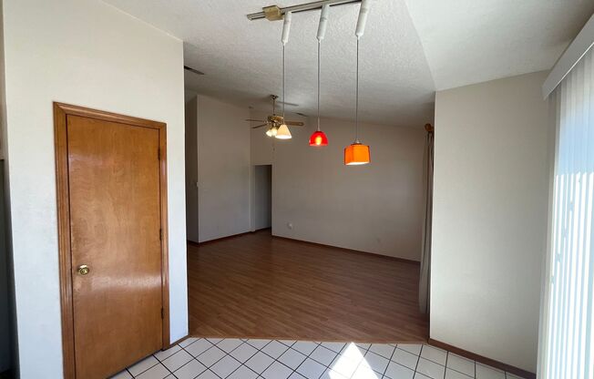 3 beds, 2 baths, $1,750