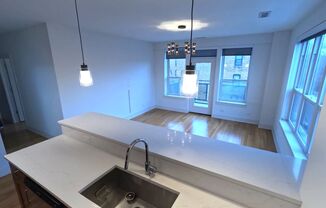 3 beds, 2 baths, 1,100 sqft, $3,295, Unit 2740-308