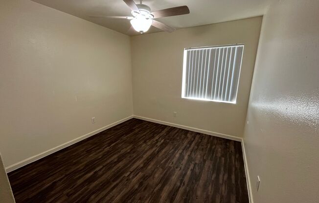 2 beds, 1 bath, 950 sqft, $1,225, Unit 109