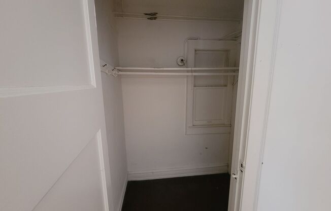 Studio, 1 bath, $795, Unit 103