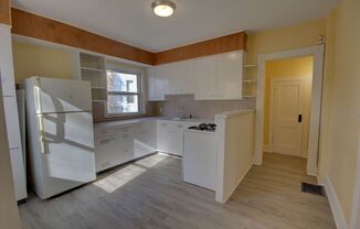 1 bed, 1 bath, 1,000 sqft, $795, Unit lower