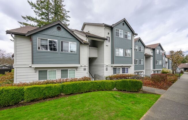 2 beds, 1 bath, 915 sqft, $1,625, Unit 412