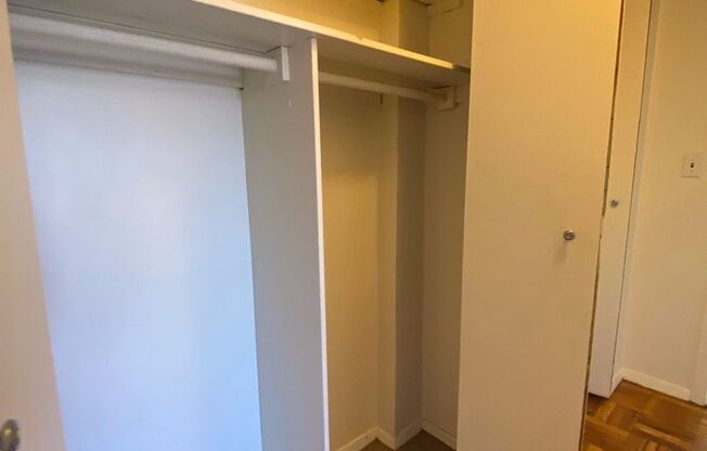 1 bed, 1 bath, $2,200, Unit 5D