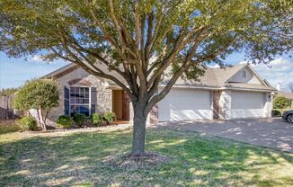 3BR / 2BA Duplex in Hewitt, Texas | Midway ISD