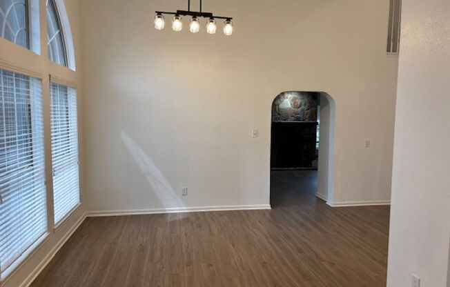 562 Mercer