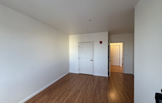 1 bed, 1 bath, 756 sqft, $2,300, Unit 801