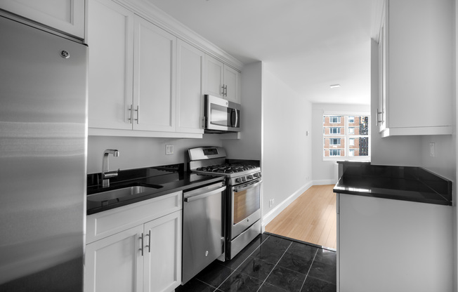 1 bed, 1 bath, 529 sqft, $4,400, Unit 1518