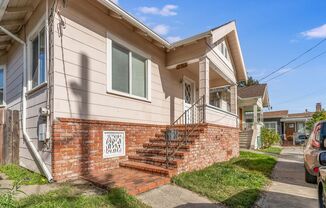 1611 Gould Court - 2 bedroom | 1 bath | Single family home