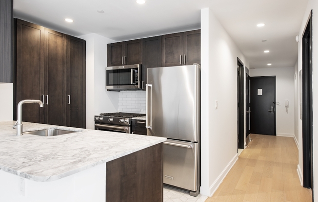 2 beds, 1 bath, $7,641, Unit 1310