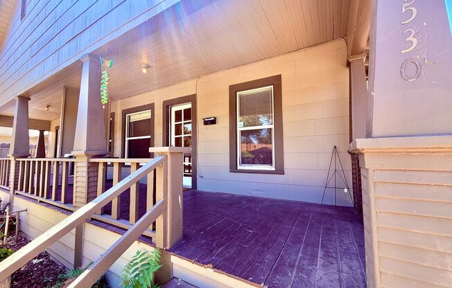 Charming 2-bedroom, 1-bathroom Duplex Located in a Prime Oroville Neighborhood