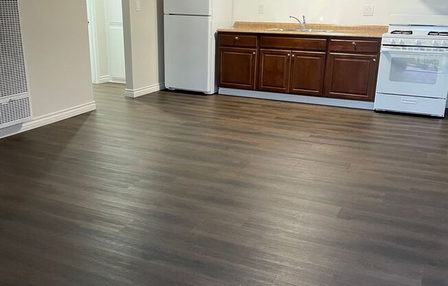 Leo&#39;s Apartments