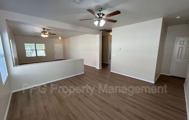 11571 N 153 DR
