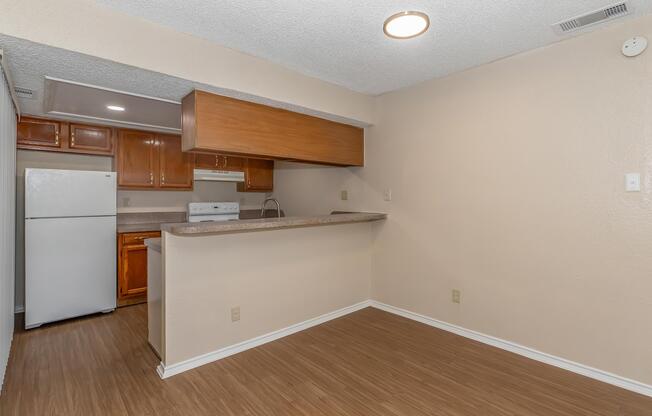 2 beds, 2 baths, 850 sqft, $1,499