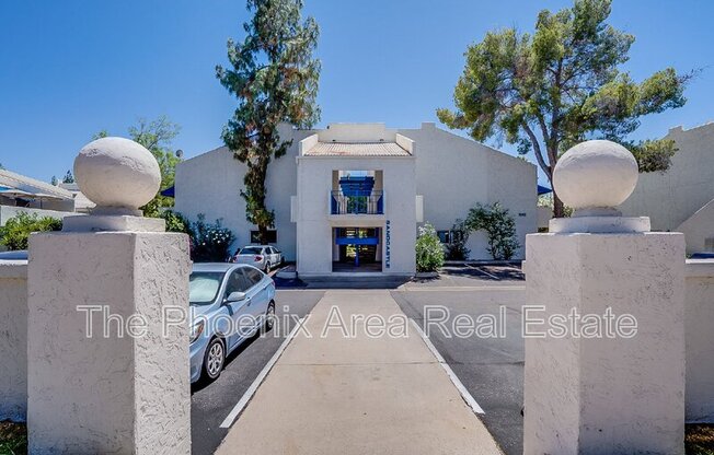 1143 E SANDPIPER DR