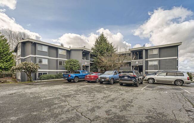 1 bed, 1 bath, 830 sqft, $1,695, Unit Unit 306