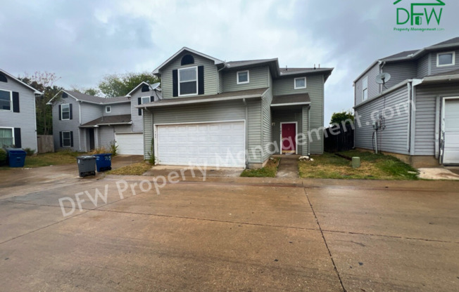 3 beds, 2.5 baths, $1,895