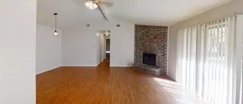 107 HUGHSON CT