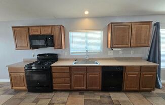 3 beds, 2 baths, $2,100