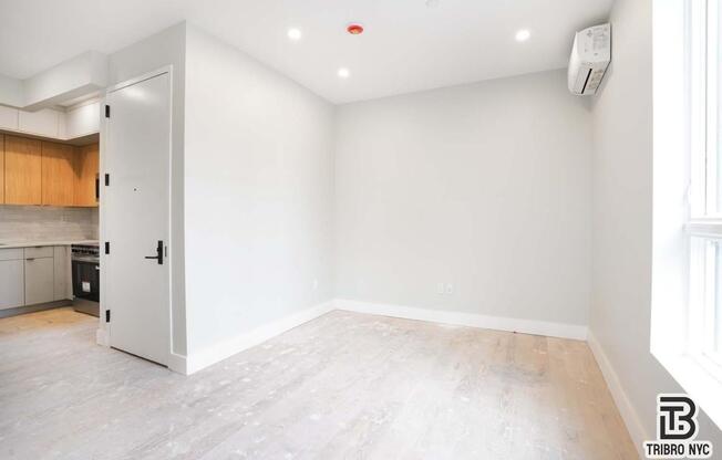 2 beds, 2 baths, $4,795, Unit 2E