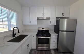 2 beds, 1 bath, $1,450