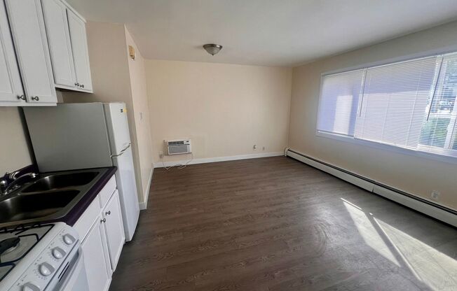 950 N 20th