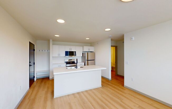 1 bed, 1 bath, 590 sqft, $895, Unit 905-301
