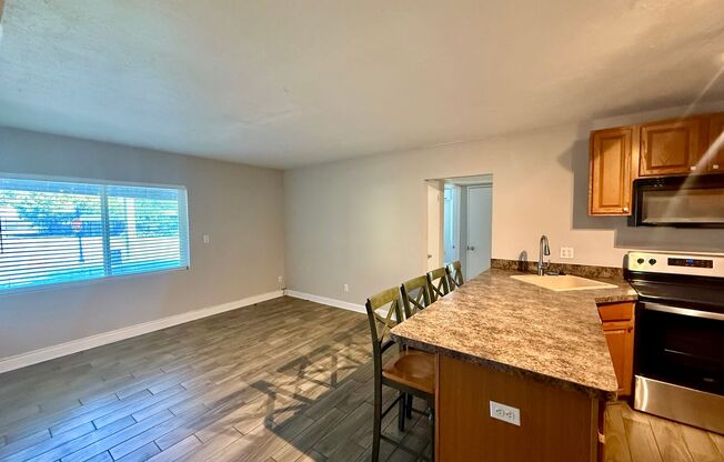 ADORABLE 2 BED WINTER PARK RENTAL HOME
