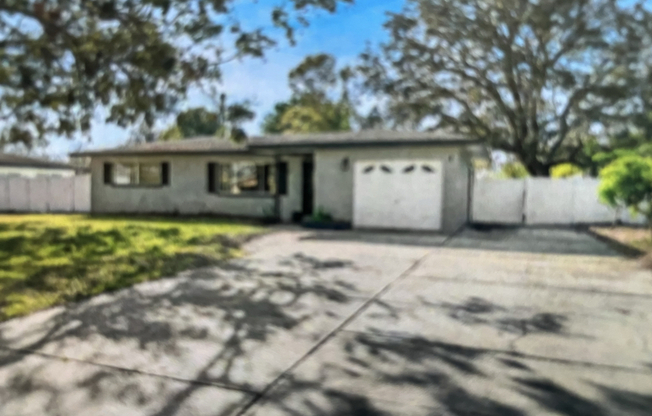 1720 HAMPTON LN