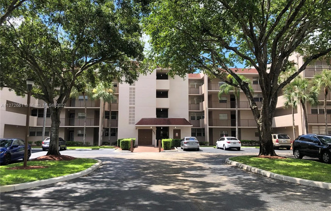 1831 SABAL PALM DR