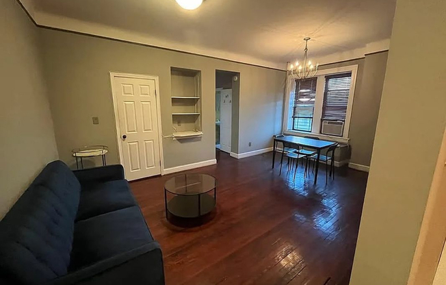 351 W 114 ST