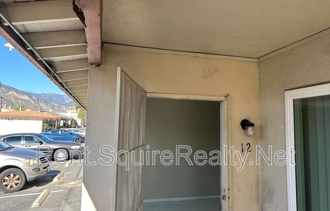 936 W Foothill Boulevard