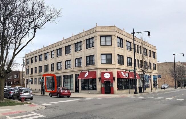 4425-31 N. Milwaukee & 5055-65 W. Agatite