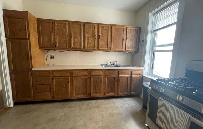 519 82 ST