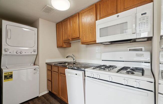 1 bed, 1 bath, 410 sqft, $1,925, Unit 304