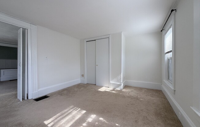 2 beds, 1 bath, 1,100 sqft, $2,200, Unit 231