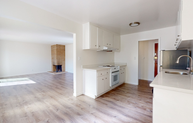 3101 LAGUNA ST