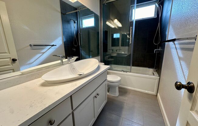 REMODELED TOWNHOME WITH THOUGHTFUL UPGRADES | CALM SETTING