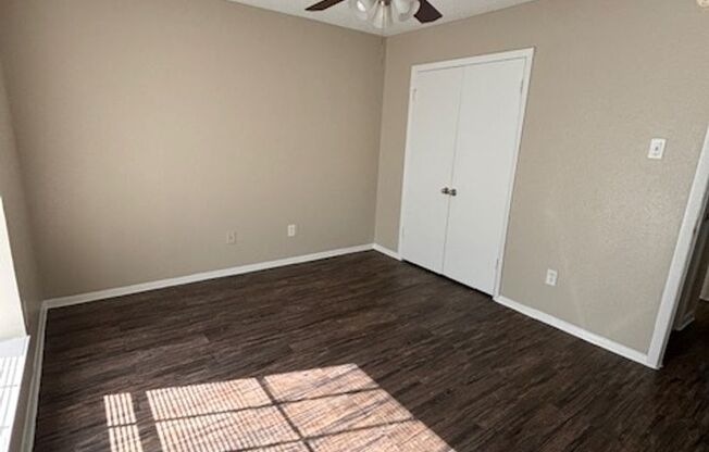 2 beds, 1 bath, 853 sqft, $1,425, Unit 607