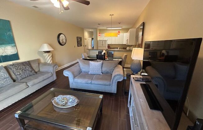 2 beds, 2 baths, $1,800