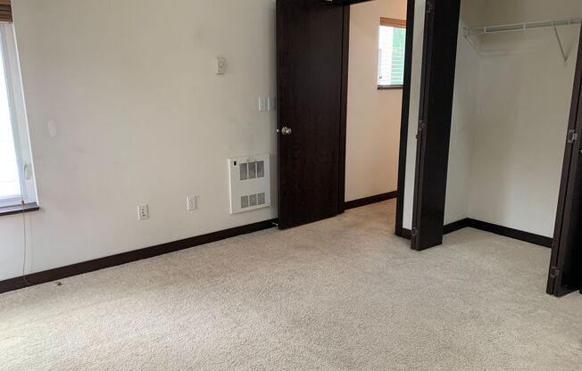 2 beds, 2.5 baths, 1,360 sqft, $3,595, Unit 4216 Evanston Ave N