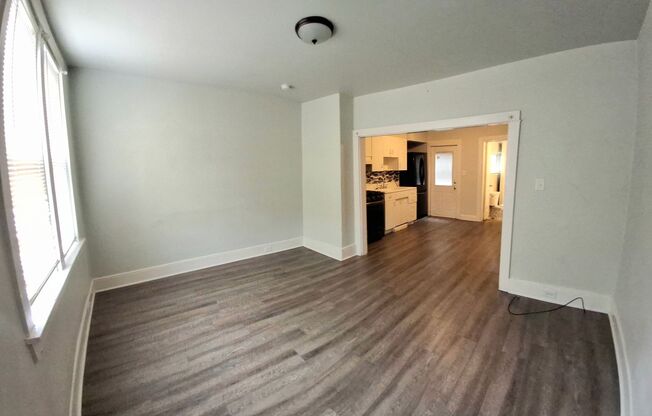 2 beds, 1 bath, $1,225