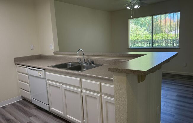 2 beds, 2 baths, 1,097 sqft, $1,980