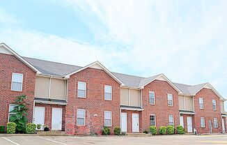 2 Bedroom 1.5 Bathroom Townhome