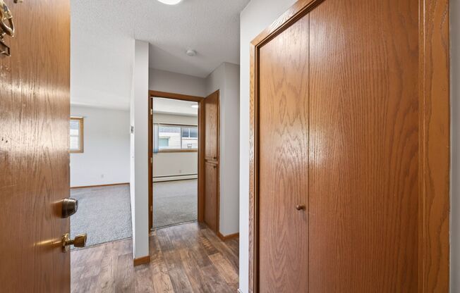 1 bed, 1 bath, 605 sqft, $1,075, Unit 705-301