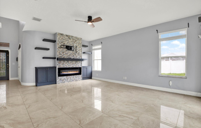 544 LK CYPRESS CIR