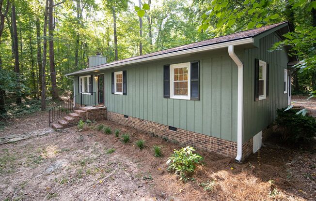Sweet 3-Bedroom 2-Bathroom Home Less Than 1 Mile to UNC and Hospital!